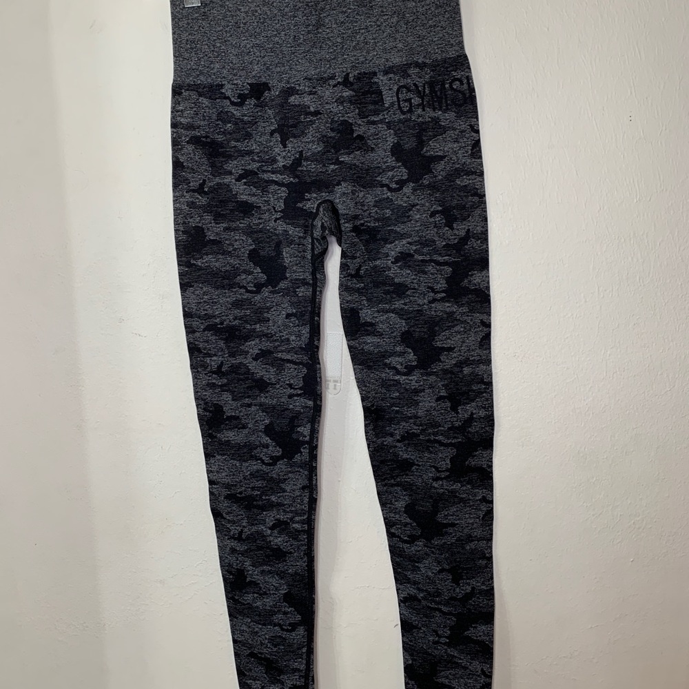 gymshark black camo leggings